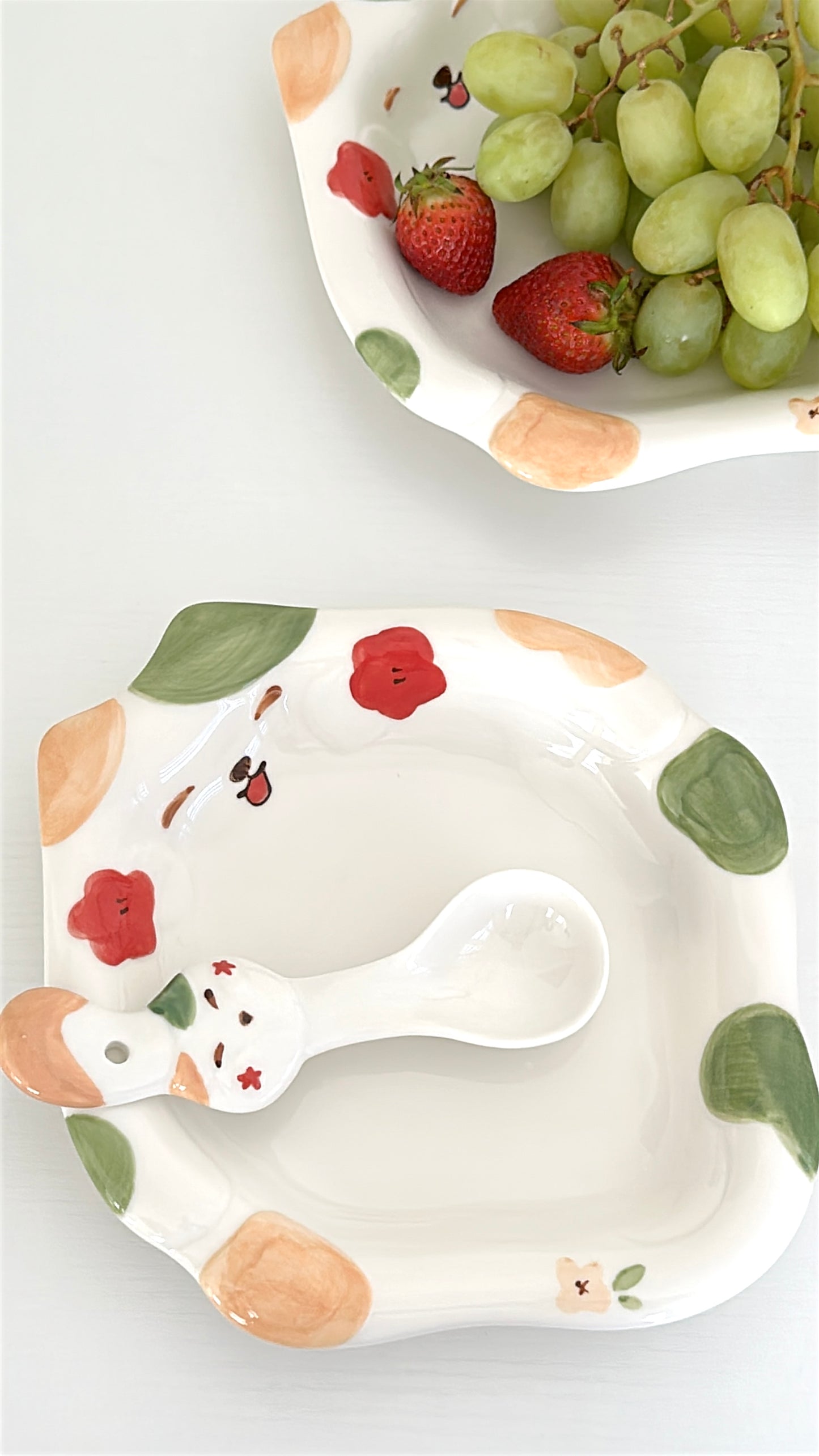 Cute Smiley Calico Cat Ceramic Plate (Plate / Spoon / Plate & Spoon Set)