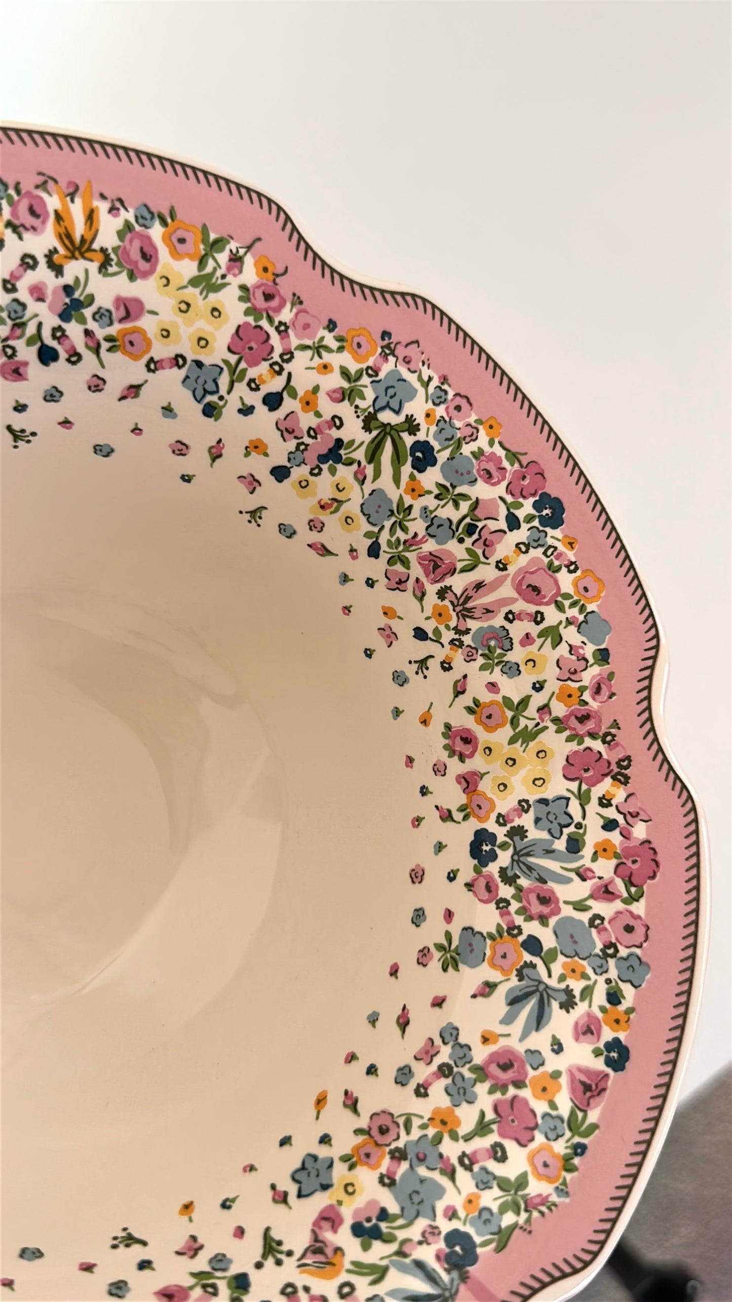 Sea of Flowers Ceramic 3-Piece Bowl & Cup Set