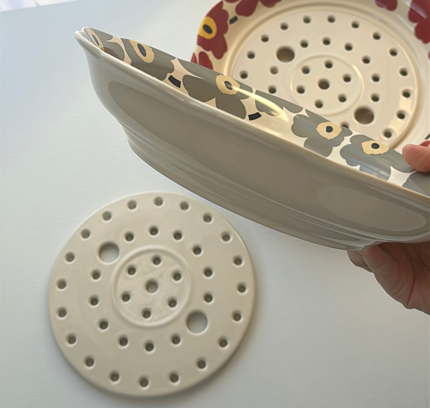 Floral 10-Inch Ceramic Draining Plate with Removable Strainer Insert