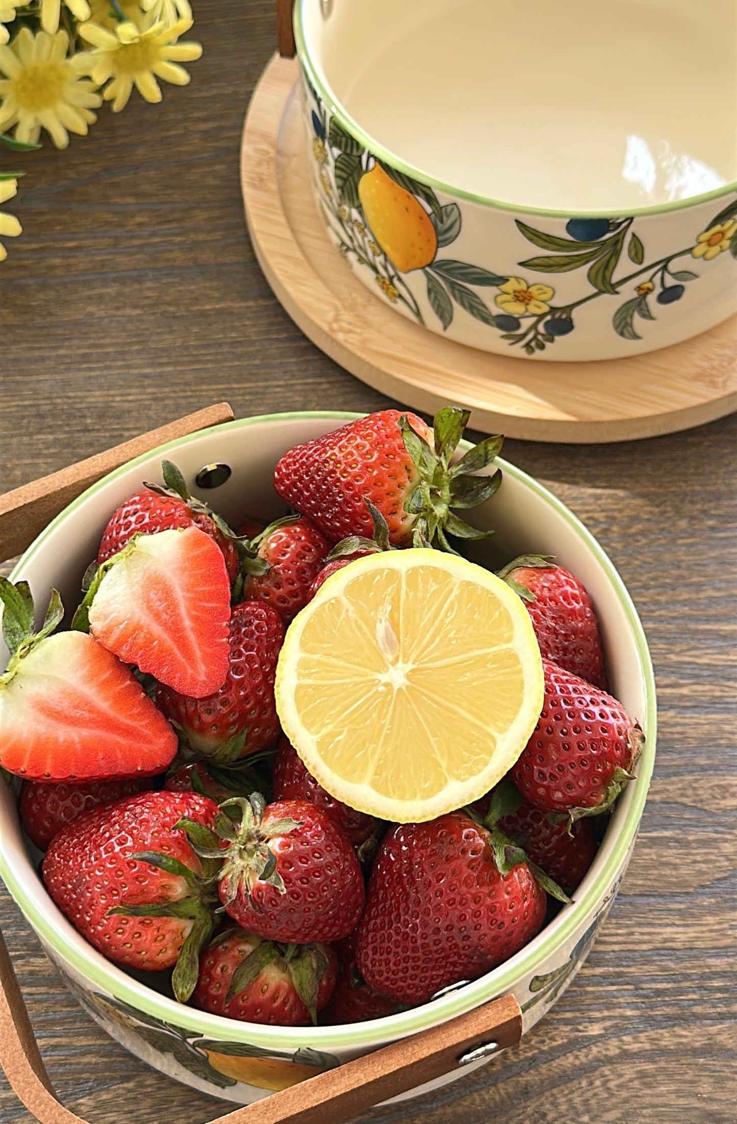 Lemon Garden 6.2-Inch Ceramic Fruit Basket