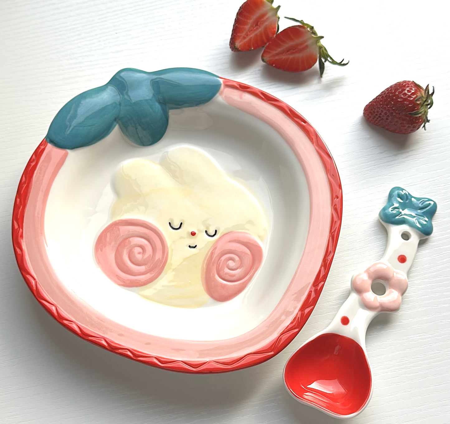 Strawberry ceramic 8-Inch Plate (Plate / Spoon / Plate & Spoon Set)