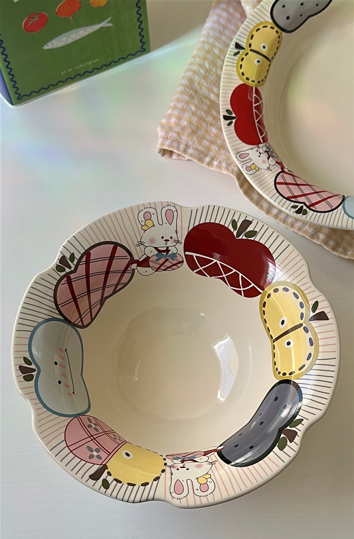 Bunny Orchard Flower-Shaped Ceramic 8-Inch Bowl